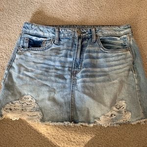 American eagle light washed skirt